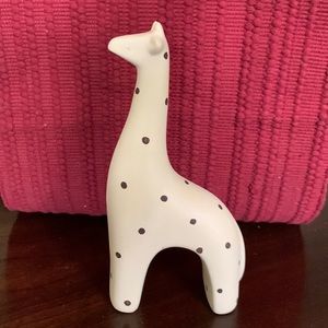 Giraffe decor